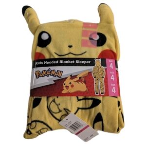 New Pikachu Kids Hooded Blanket Sleeper Size 4
